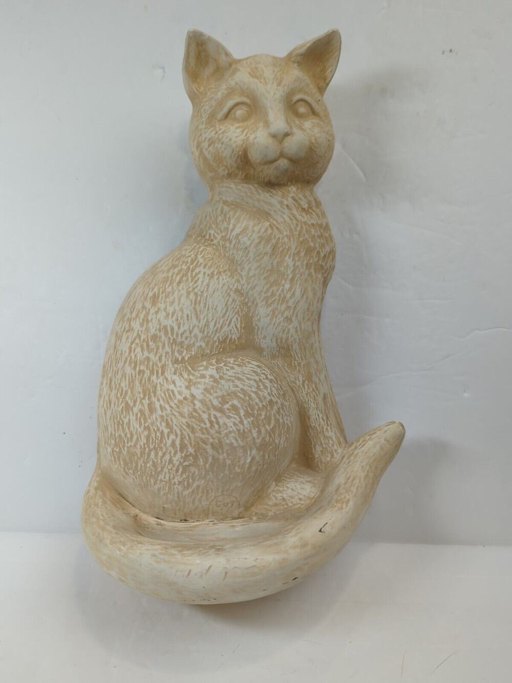 Vintage Pottery Cat Figurine Wall Art 1970s Mid-century Modern.